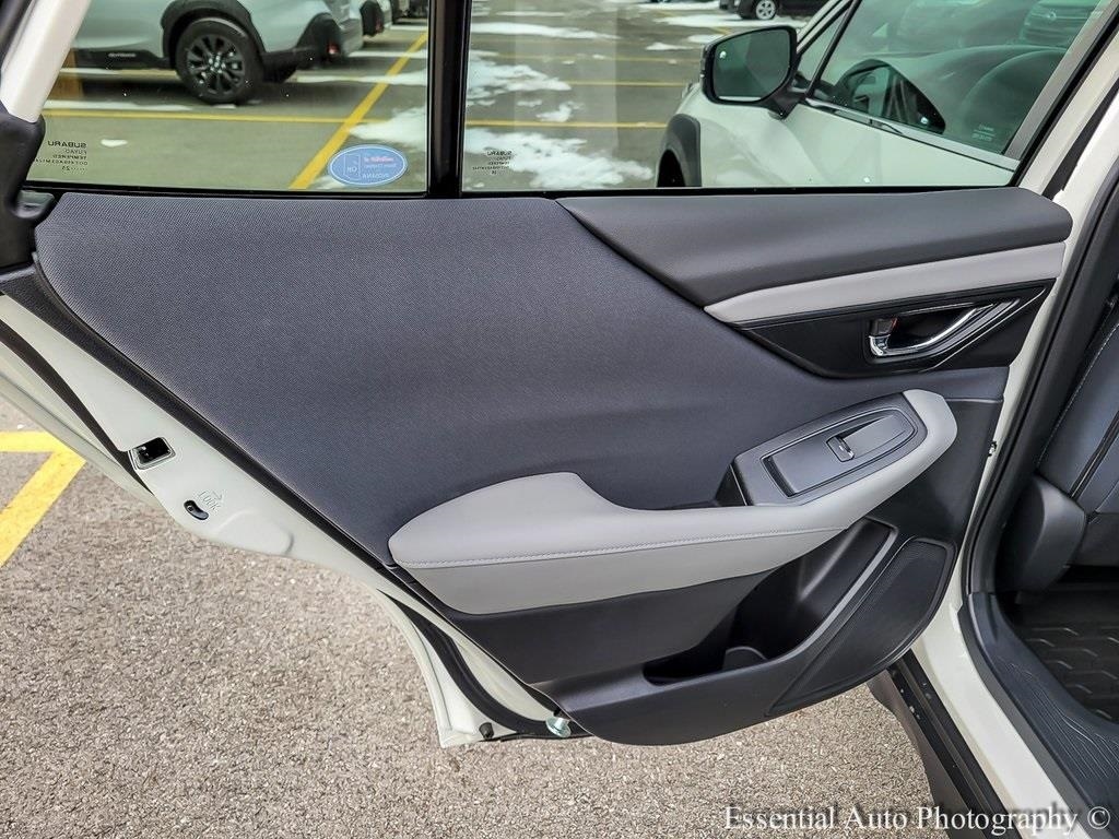 2025 SUBARU OUTBACK - Image 26