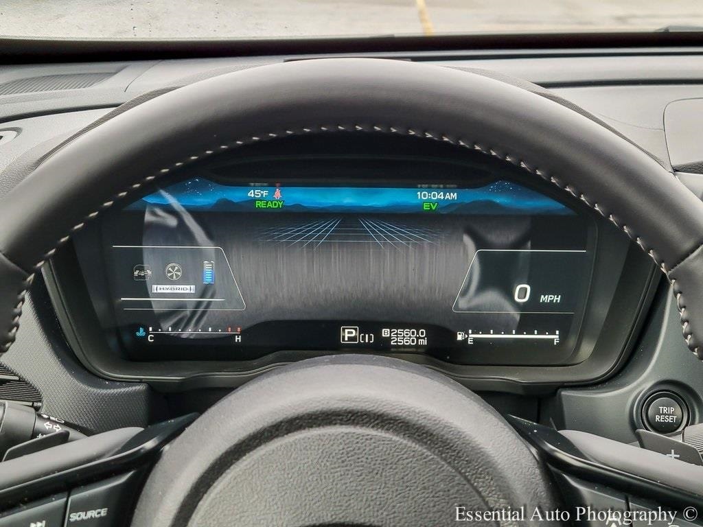 2025 SUBARU FORESTER - Image 18