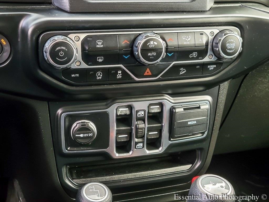 2020 JEEP WRANGLER - Image 19