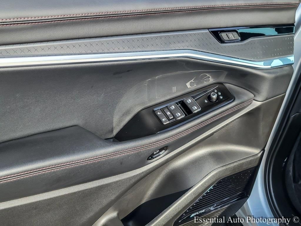 2025 Jeep Wagoneer S Limited - Photo 14
