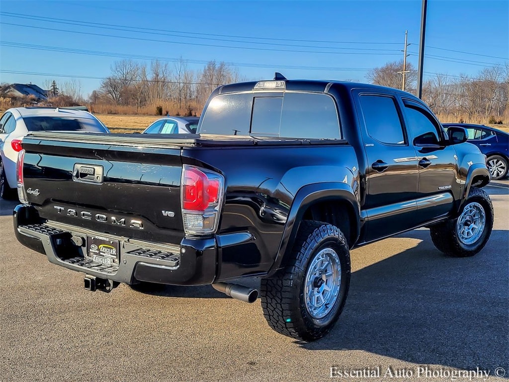 2017 TOYOTA TACOMA - Image 7