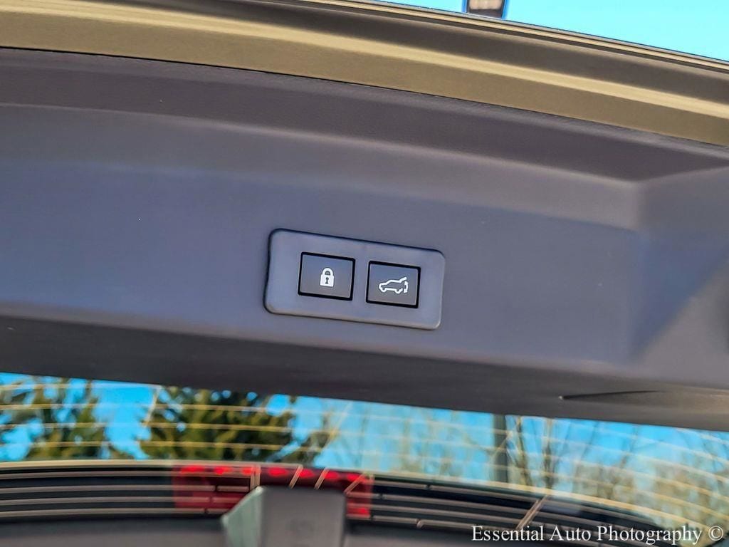 2026 Subaru Ascent Touring - Photo 24