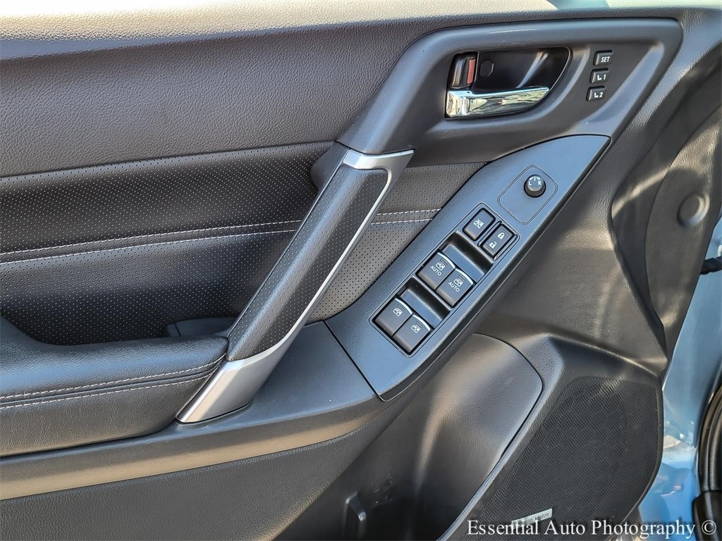 2018 SUBARU FORESTER - Image 14