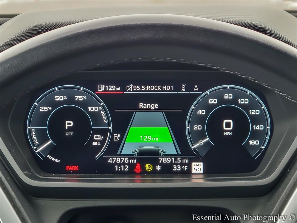 2022 AUDI Q4 - Image 17