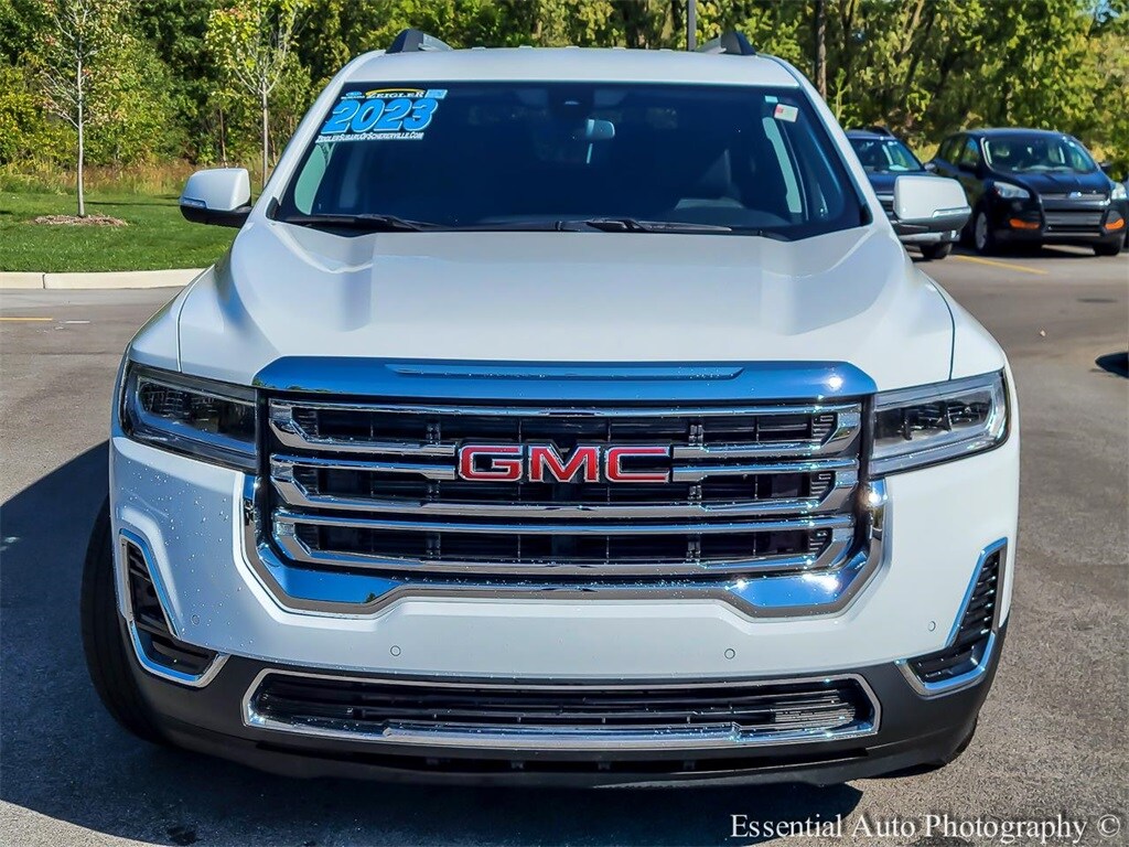 2023 Gmc Acadia SLE photo 4