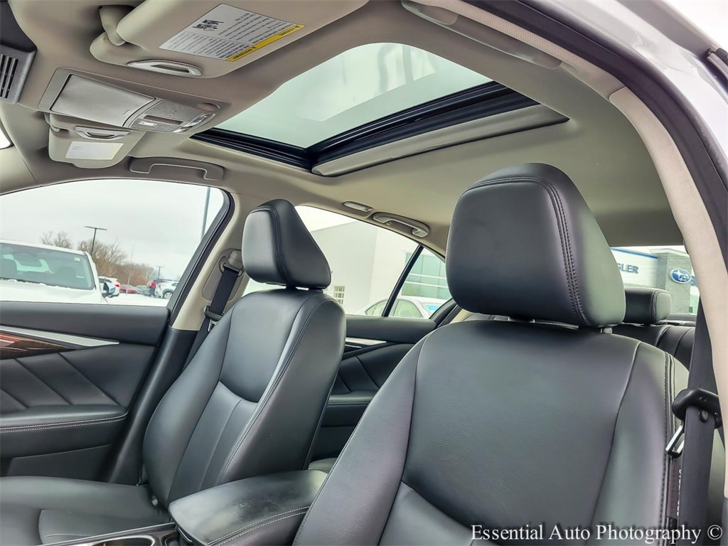 2019 INFINITI Q50 - Image 10
