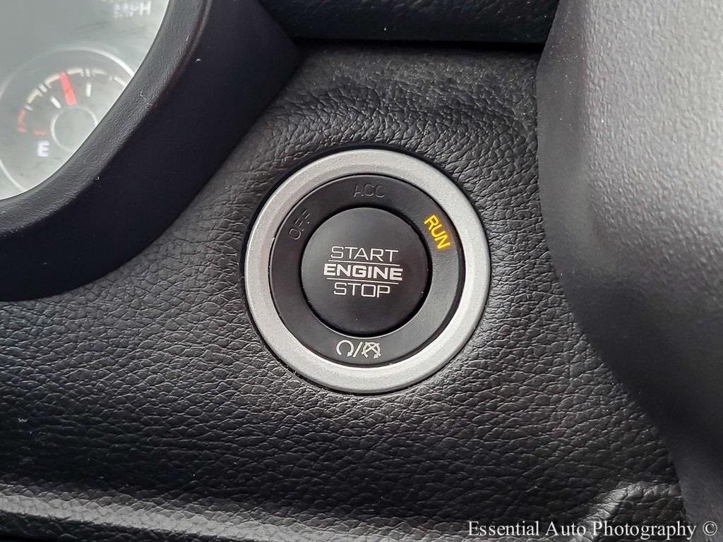 2023 RAM 1500 - Image 17