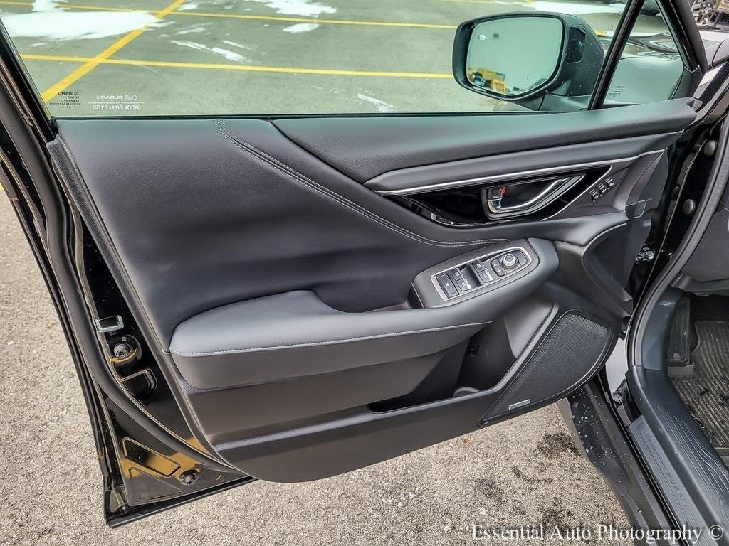 2025 SUBARU OUTBACK - Image 25