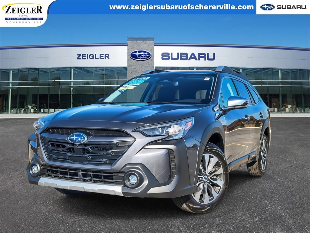 2025 Subaru Outback Touring's photo