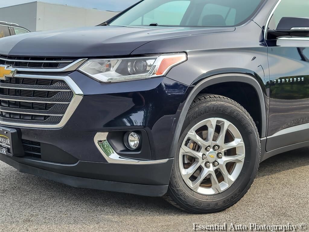 Used 2020 Chevrolet Traverse LT Cloth w/1LT SUV