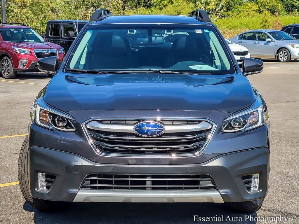 2022 Subaru Outback Limited photo 3