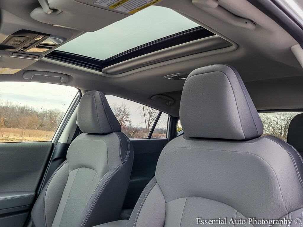 2025 Subaru Crosstrek Premium photo 2