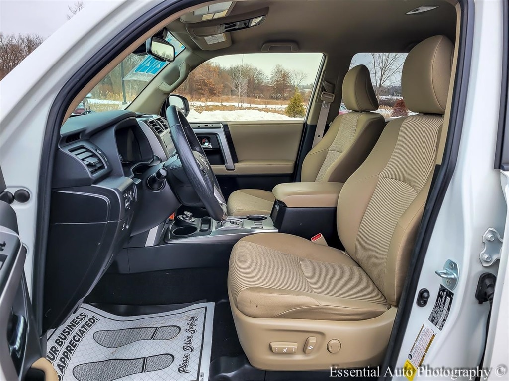 2020 TOYOTA 4RUNNER - Image 8