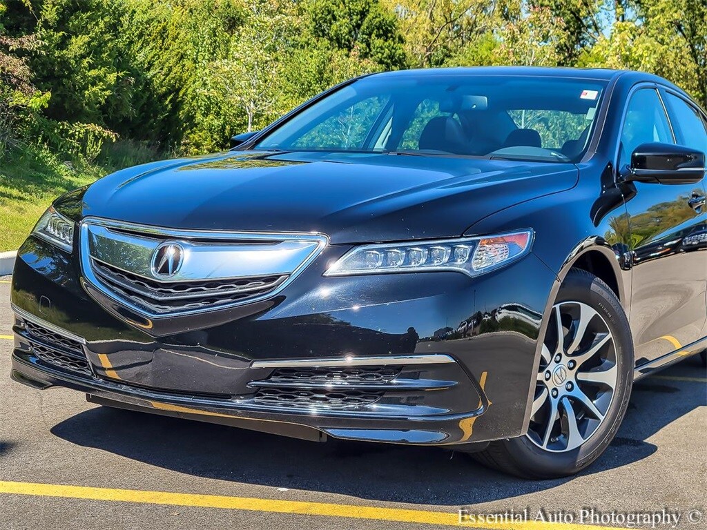 2017 Acura TLX Base photo 2