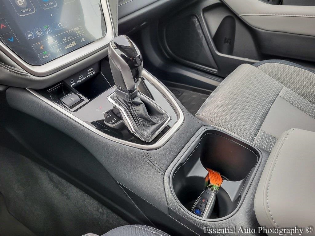 2025 SUBARU OUTBACK - Image 24