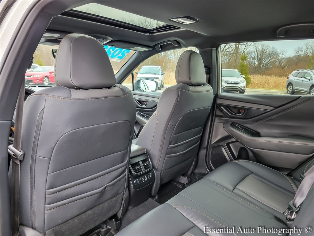 2023 SUBARU OUTBACK - Image 12