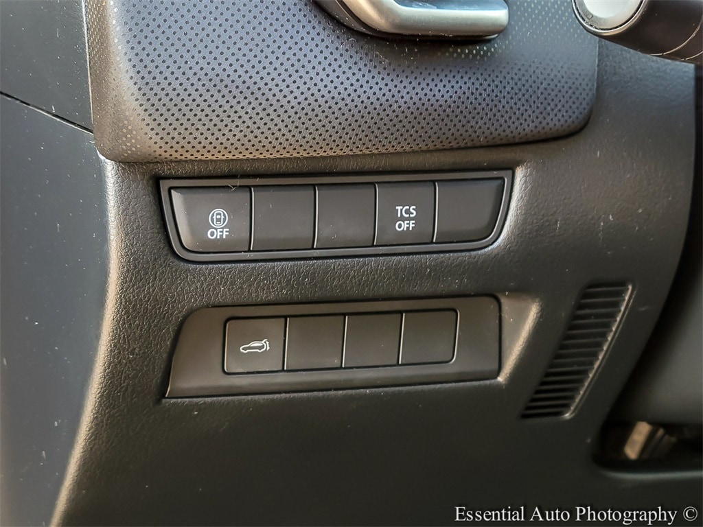 2023 MAZDA CX-50 - Image 15