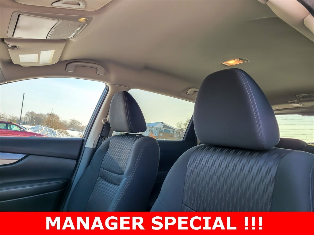 2019 NISSAN ROGUE - Image 10