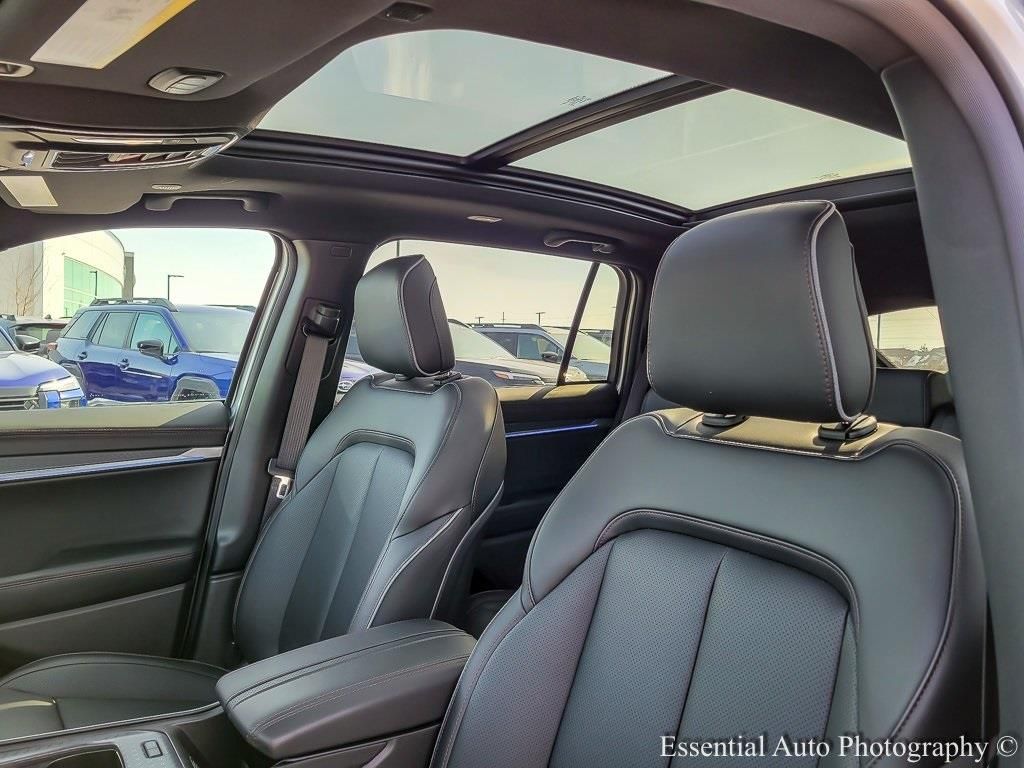 2025 Jeep Wagoneer S Limited - Photo 10