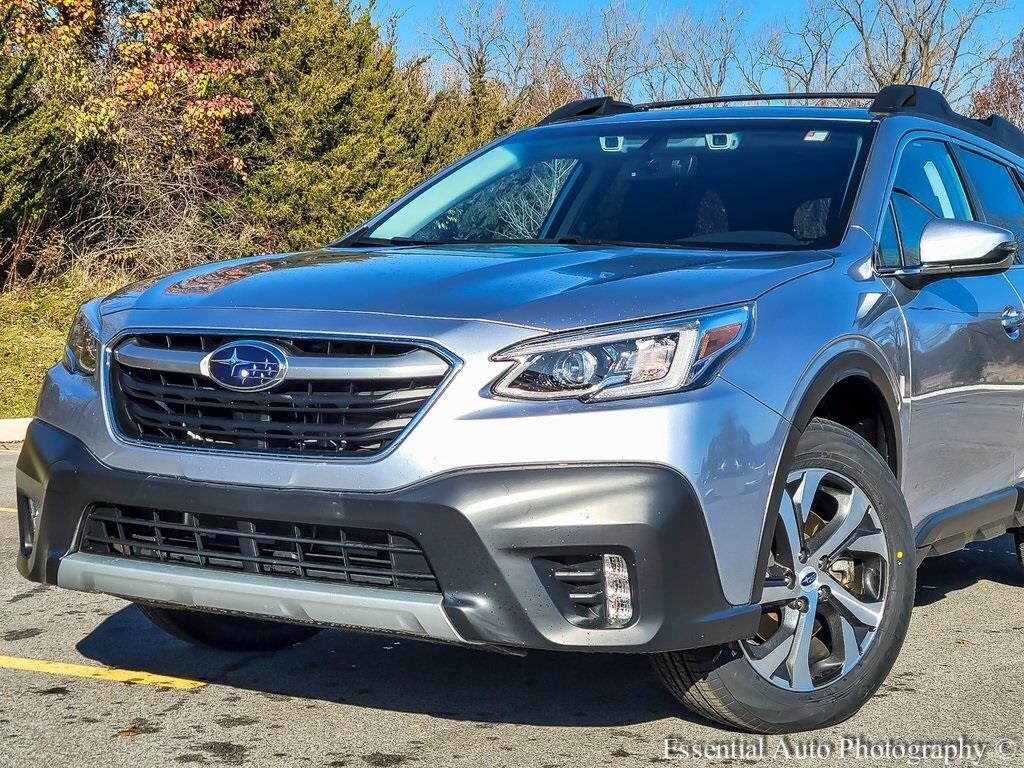 2022 Subaru Outback Limited XT photo 2