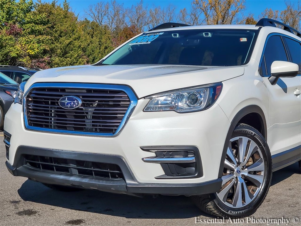 Used 2020 Subaru Ascent Premium with VIN 4S4WMAFD6L3432332 for sale in Crown Point, IN