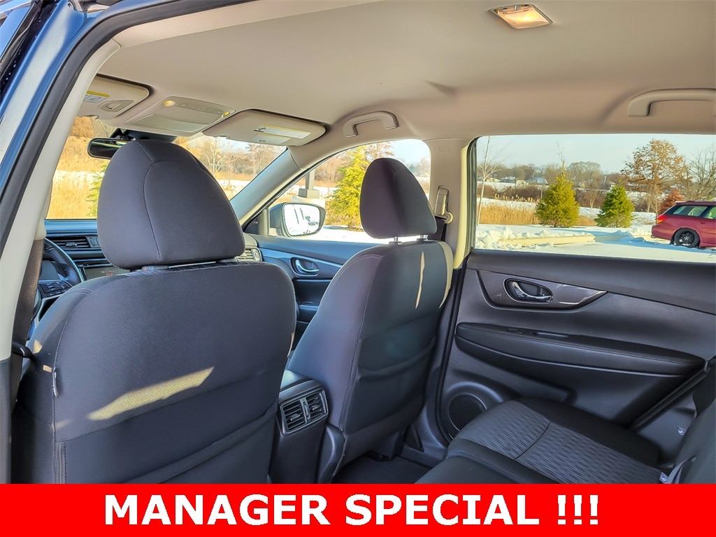 2019 NISSAN ROGUE - Image 12