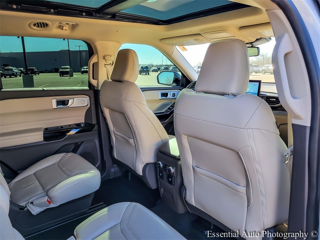 2022 FORD EXPLORER - Image 32