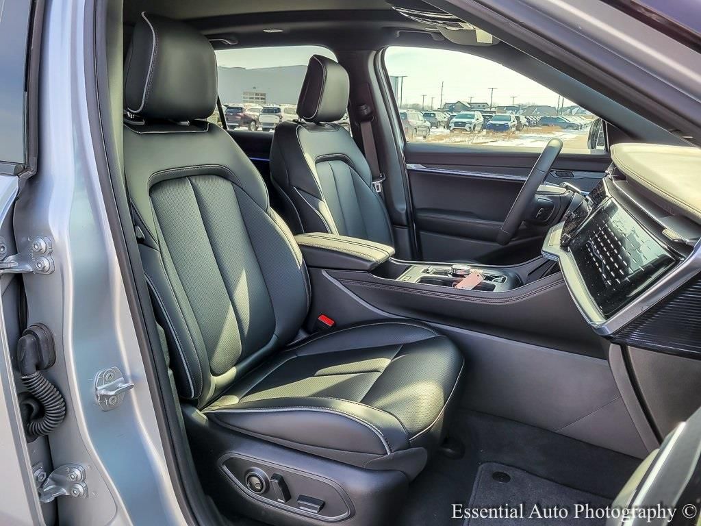 2025 Jeep Wagoneer S Limited - Photo 36