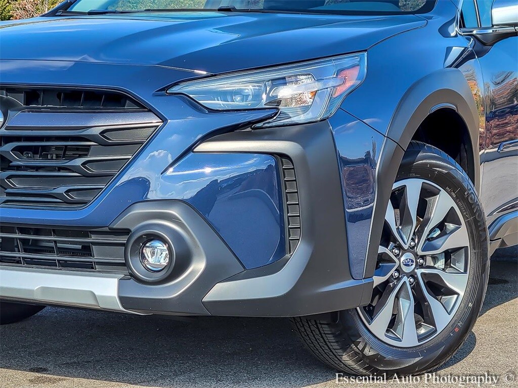 2024 Subaru Outback Touring XT photo 2