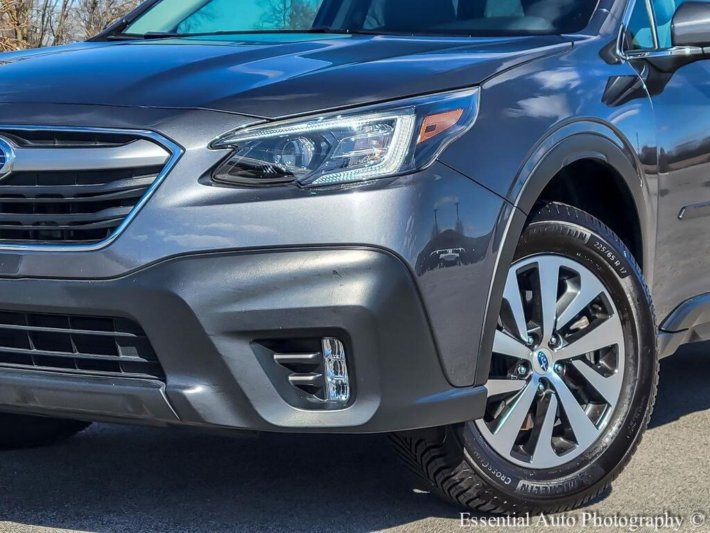 Used 2021 Subaru Outback Premium SUV