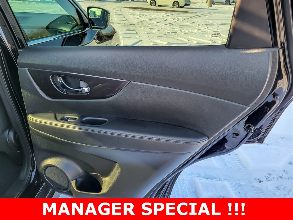 2019 NISSAN ROGUE - Image 28