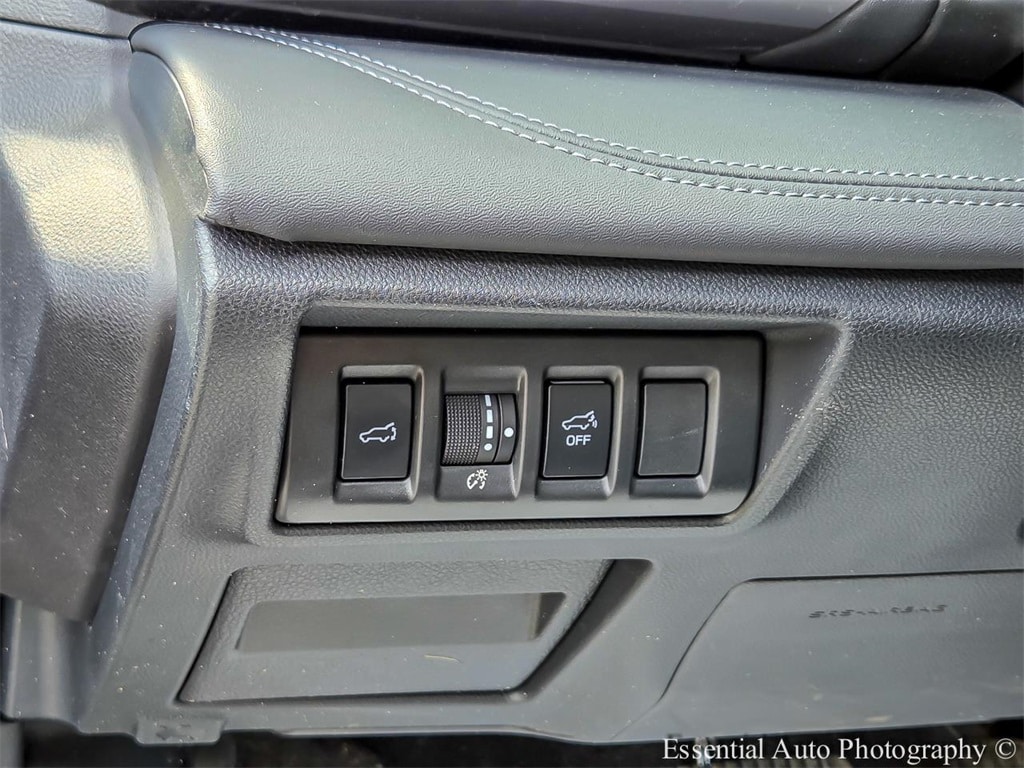 2023 SUBARU OUTBACK - Image 15