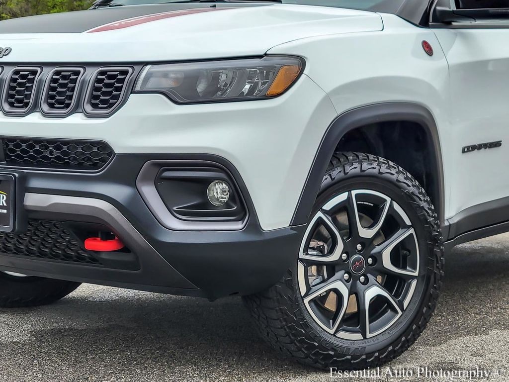 Used 2025 Jeep Compass Trailhawk SUV