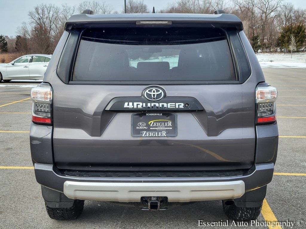 2017 TOYOTA 4RUNNER - Image 5