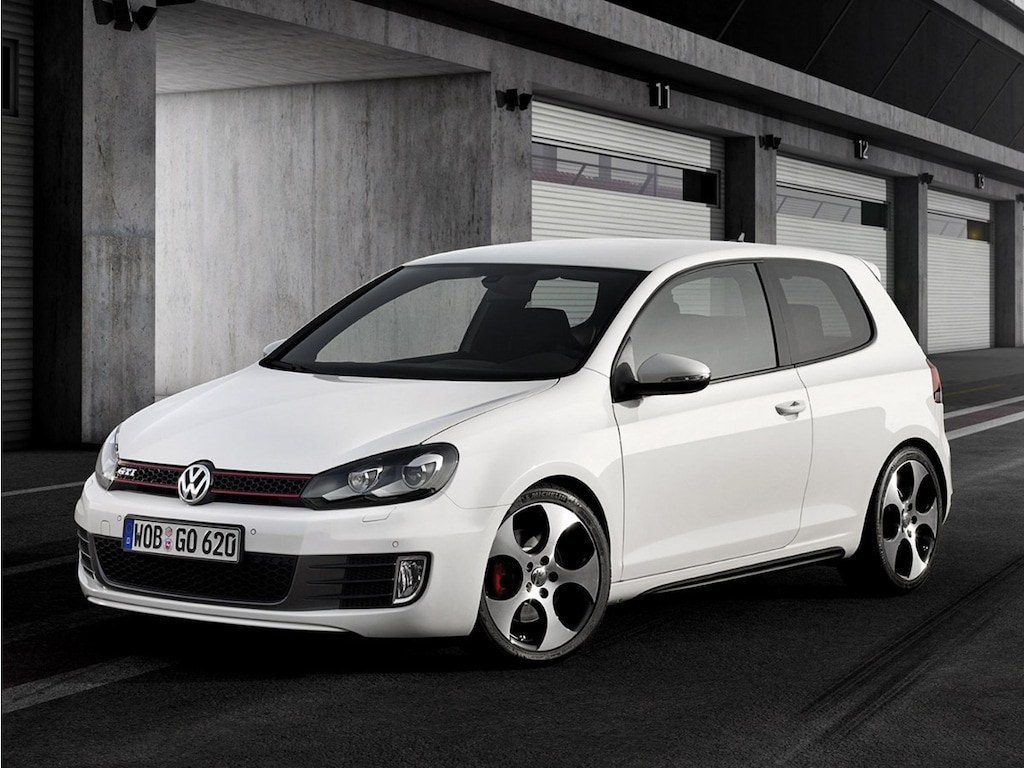 Used 2010 Volkswagen GTI 4-Door w/PZEV Hatchback