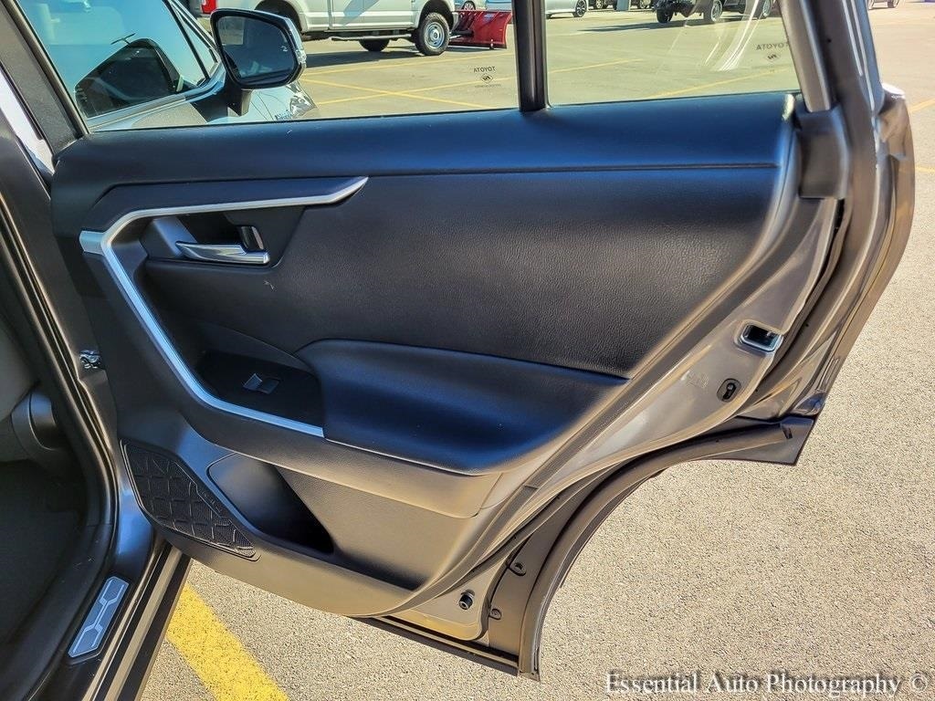 2021 TOYOTA RAV4 - Image 30