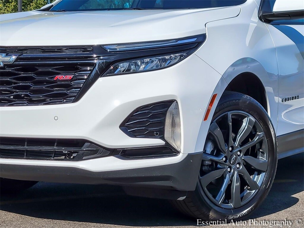 2024 Chevrolet Equinox RS photo 2