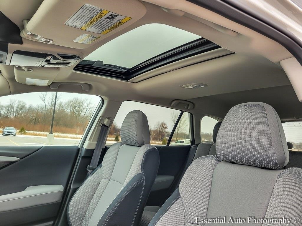 2025 SUBARU OUTBACK - Image 10
