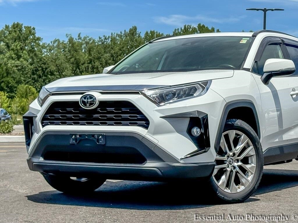 Used 2019 Toyota RAV4 XLE Premium with VIN JTMA1RFV7KD011968 for sale in Schererville, IN