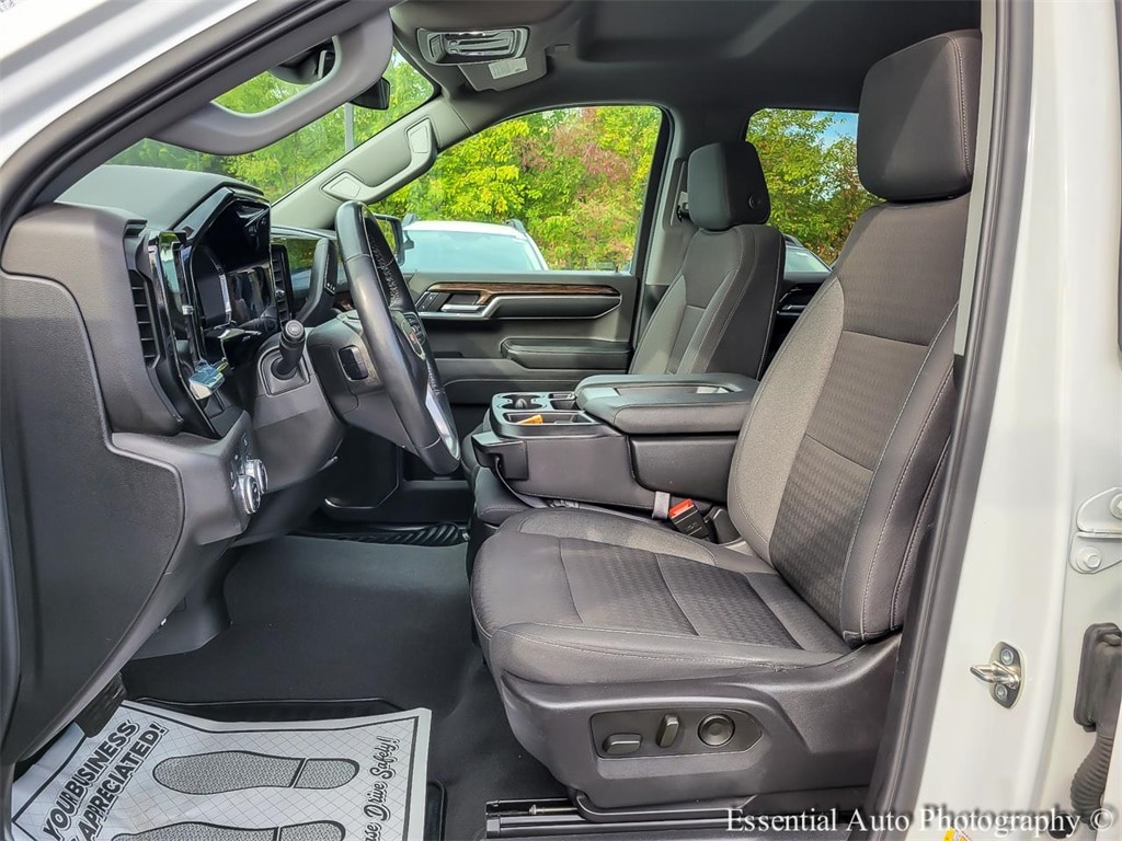 2024 GMC SIERRA - Image 8