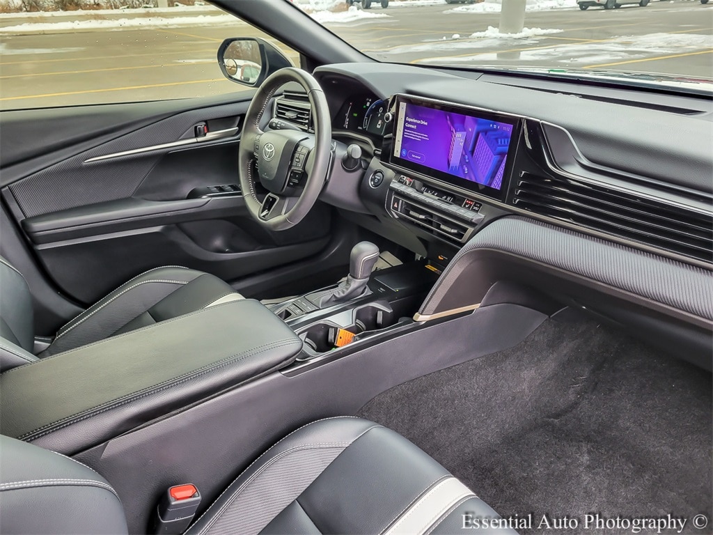 2025 TOYOTA CAMRY - Image 33