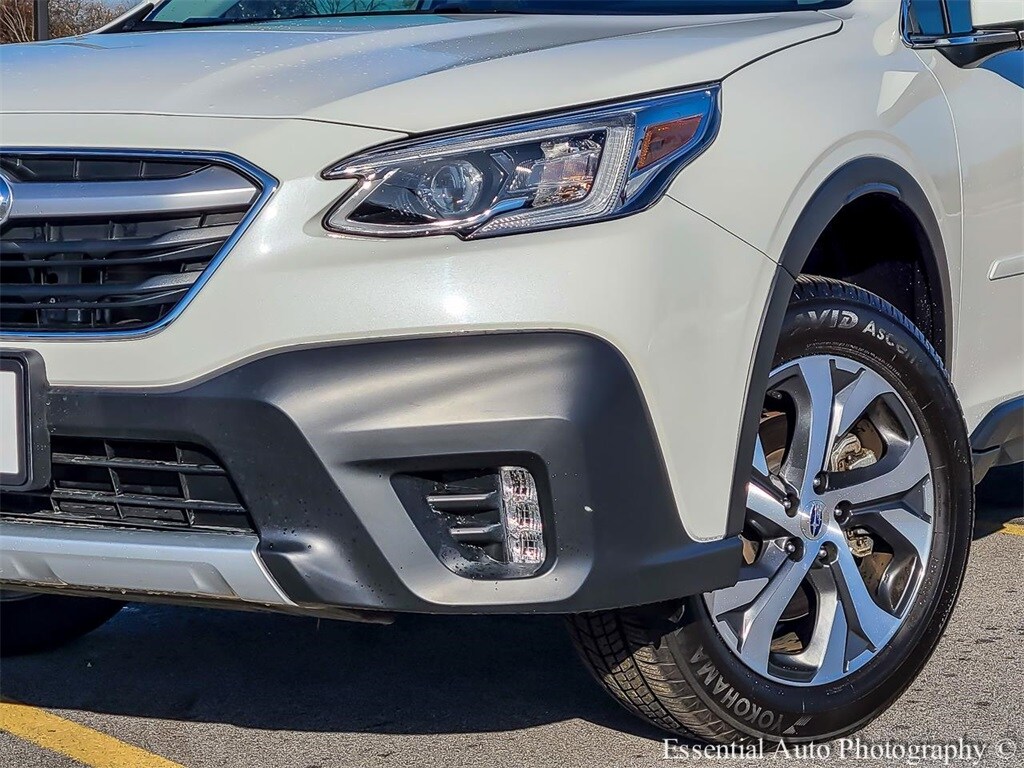 2022 Subaru Outback Limited photo 2