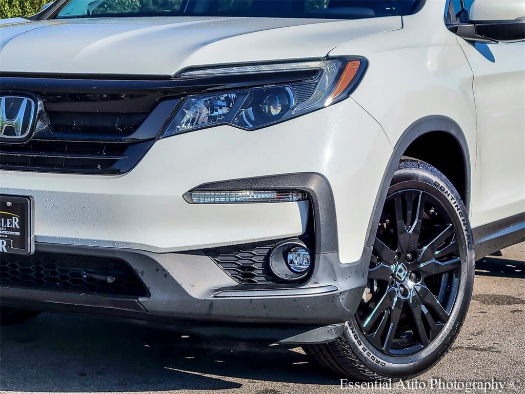2021 Honda Pilot Special Edition photo 2