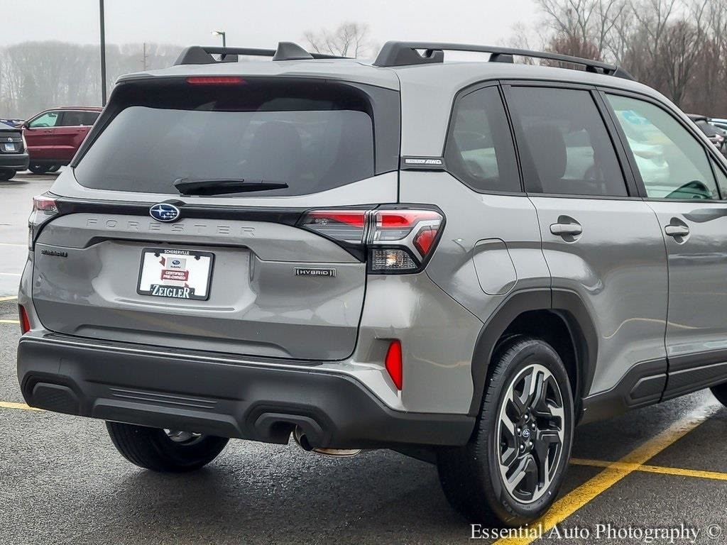 2025 SUBARU FORESTER - Image 6