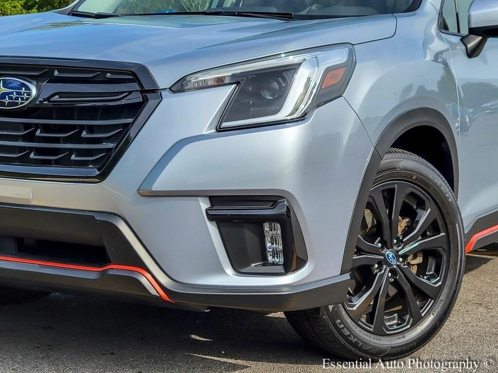 2024 Subaru Forester Sport photo 2