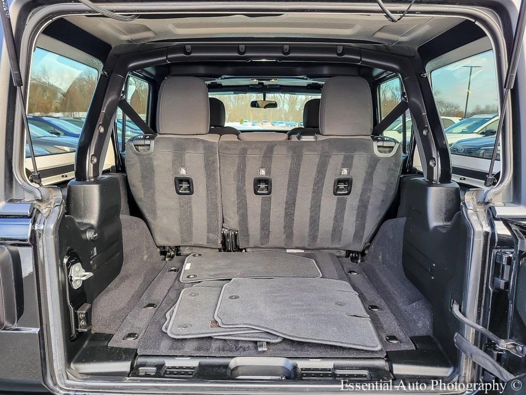 2020 JEEP WRANGLER - Image 24