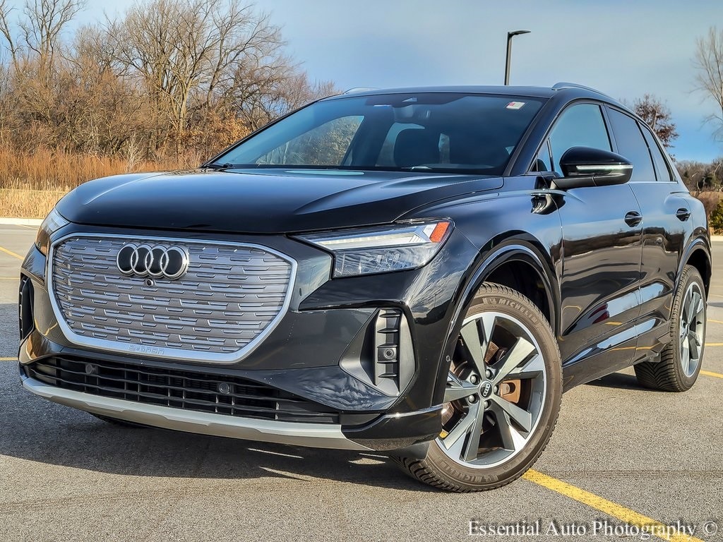 2022 Audi Q4 e-tron Premium Plus's photo