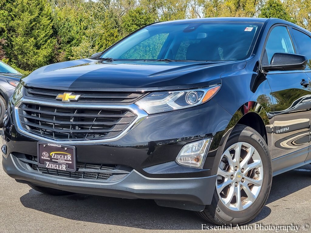 2020 Chevrolet Equinox LT photo 2