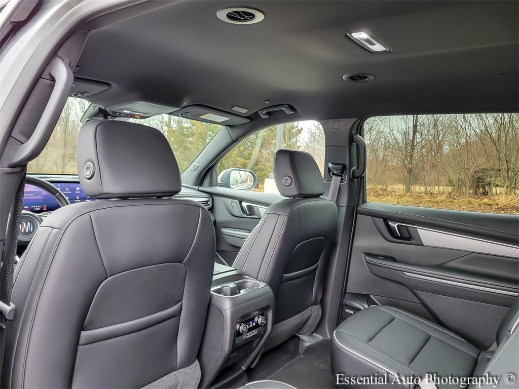 2025 BUICK ENCLAVE - Image 11