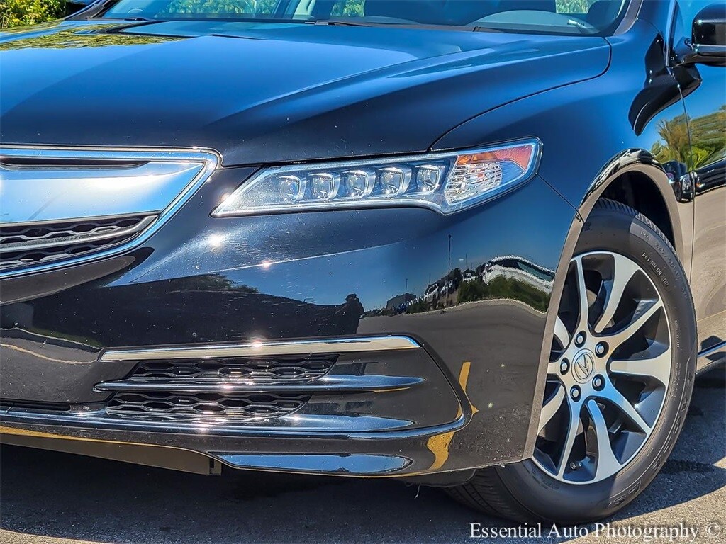 2017 Acura TLX Base photo 3